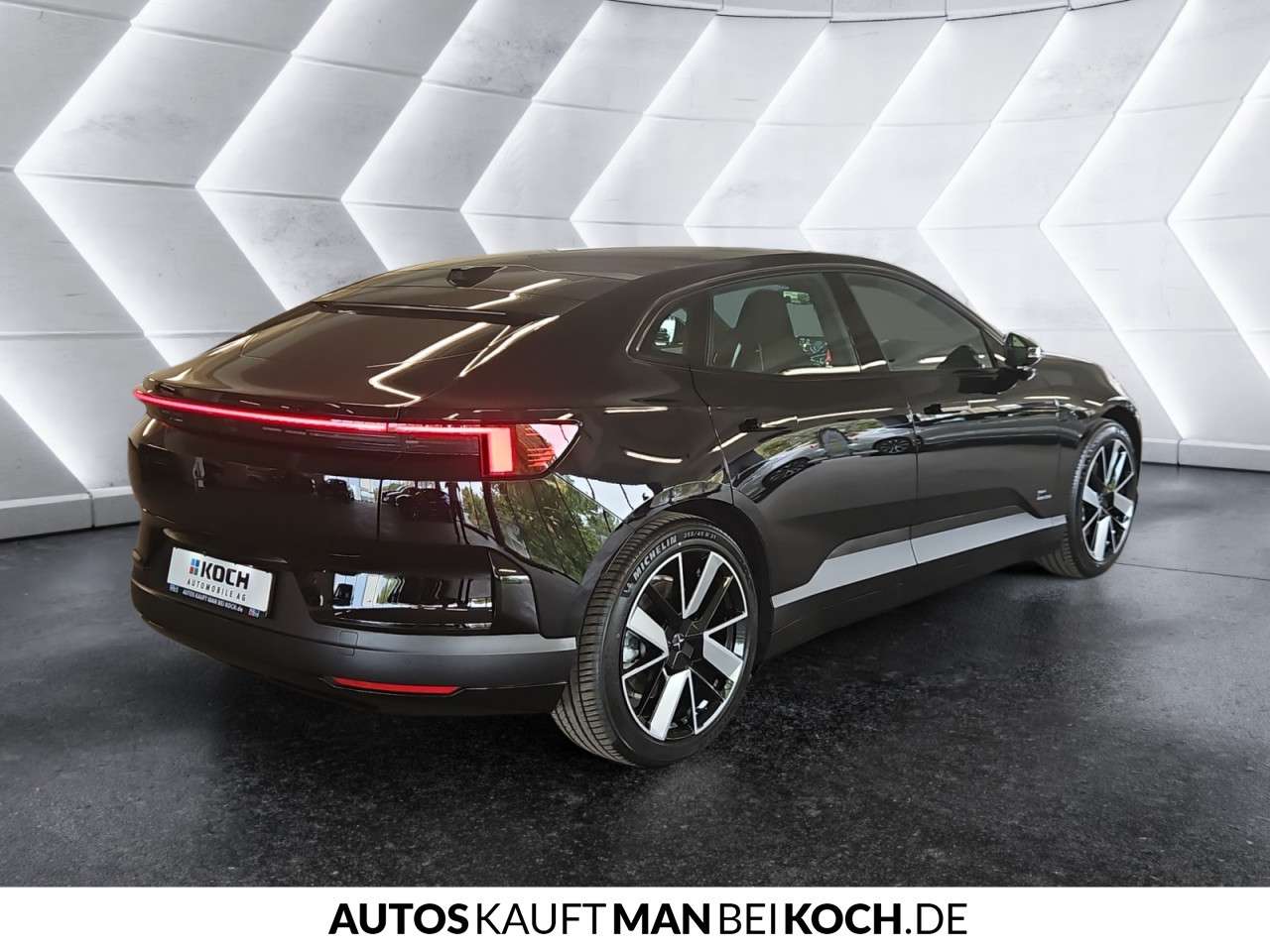 Fahrzeugbild eines Polestar 4