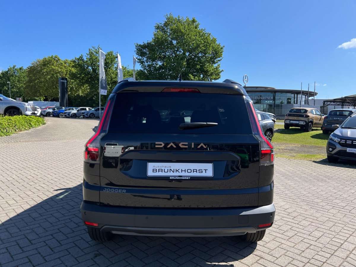 Fahrzeugbild eines Dacia Jogger