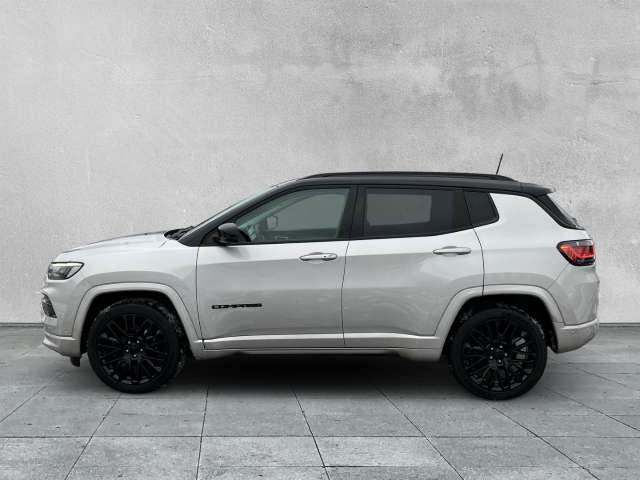 Fahrzeugbild eines Jeep Compass