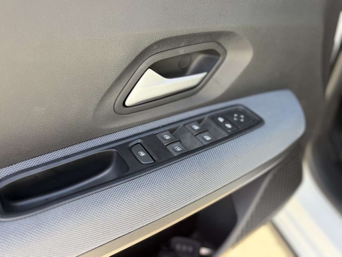 Fahrzeugbild eines Dacia Sandero