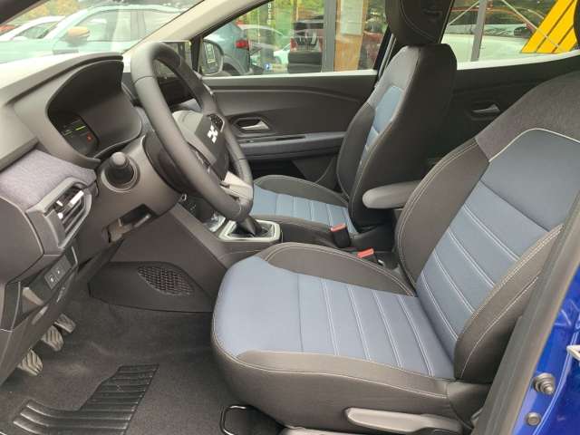 Fahrzeugbild eines Dacia Sandero