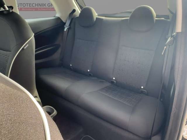 Fahrzeugbild eines Fiat 500