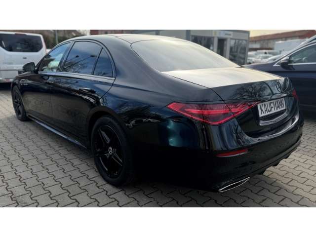 Fahrzeugbild eines Mercedes-Benz S-Klasse