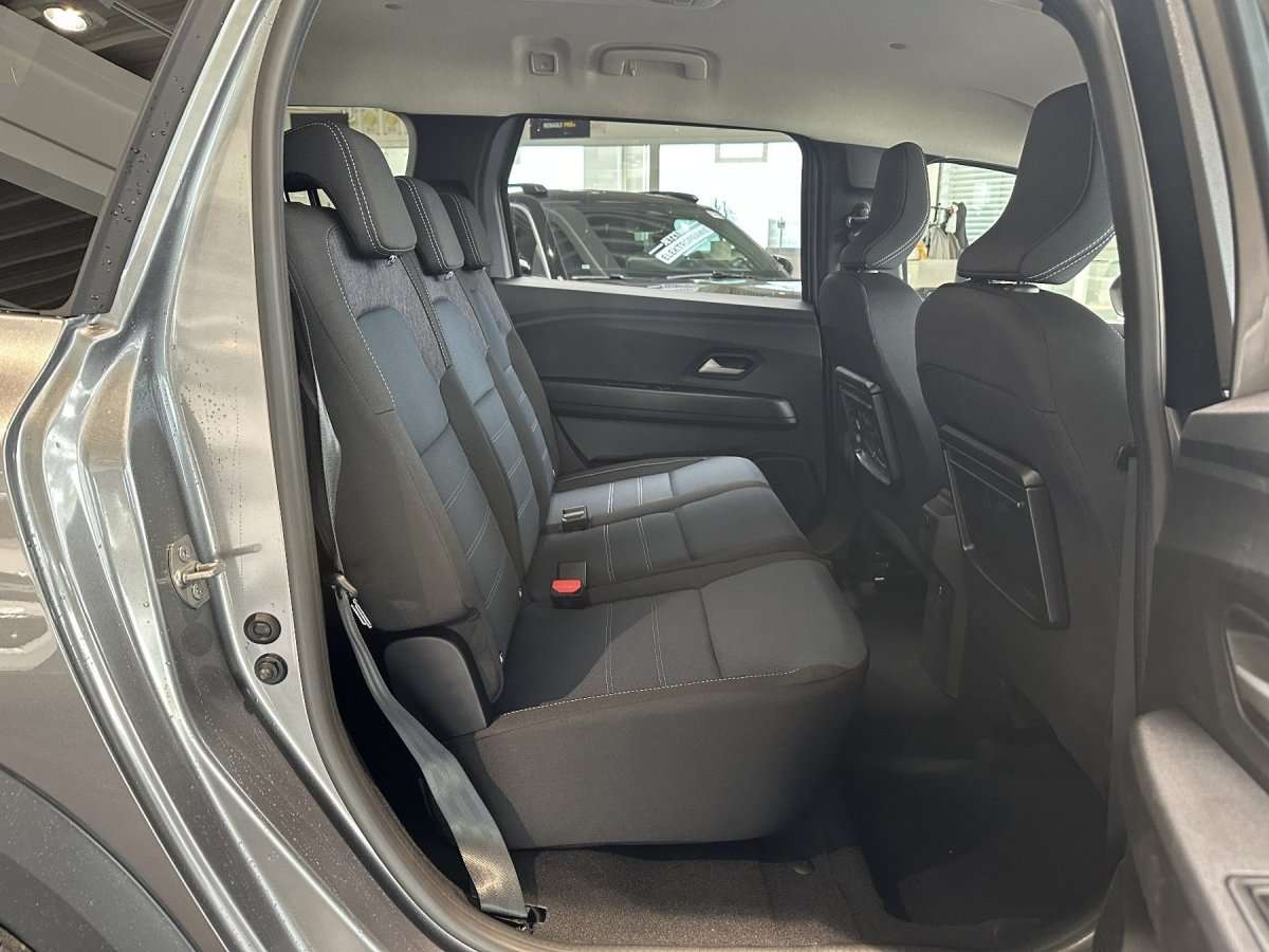 Fahrzeugbild eines Dacia Jogger