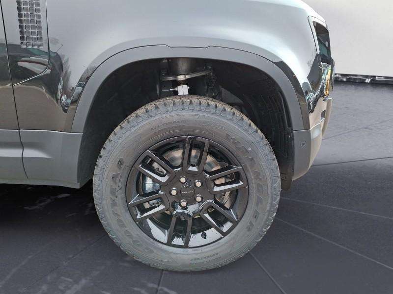 Fahrzeugbild eines Land Rover Defender