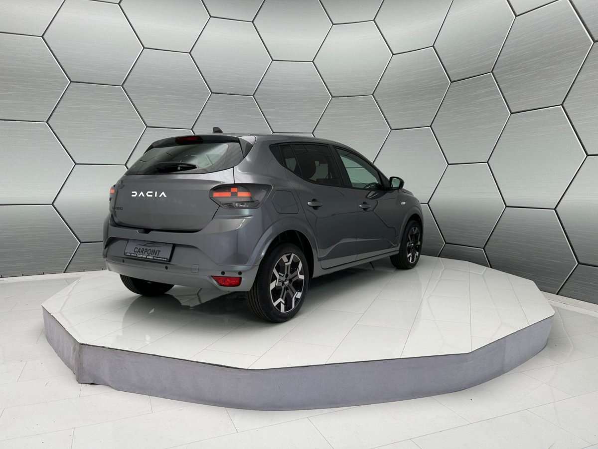 Fahrzeugbild eines Dacia Sandero
