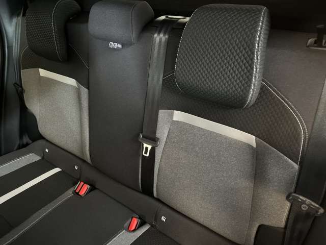 Fahrzeugbild eines Opel Frontera