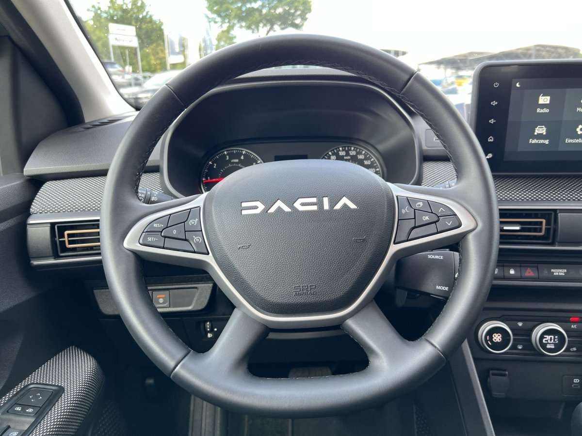 Fahrzeugbild eines Dacia Sandero