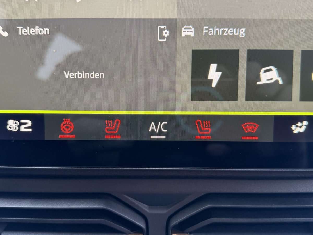 Fahrzeugbild eines Dacia Bigster