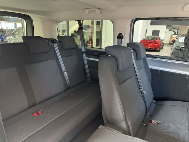 Fahrzeugbild eines Opel Vivaro