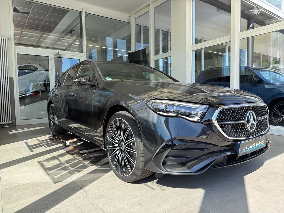Fahrzeugbild eines Mercedes-Benz E-Klasse