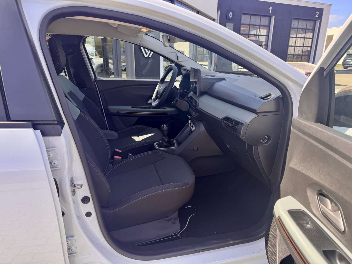 Fahrzeugbild eines Dacia Sandero