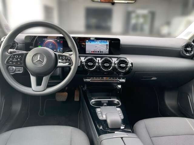 Fahrzeugbild eines Mercedes-Benz A-Klasse