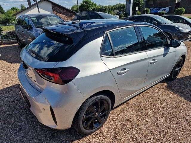 Fahrzeugbild eines Opel Corsa
