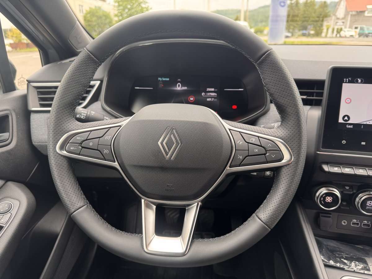 Fahrzeugbild eines Renault Clio