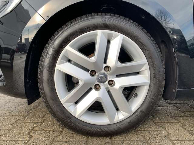 Fahrzeugbild eines Renault Clio