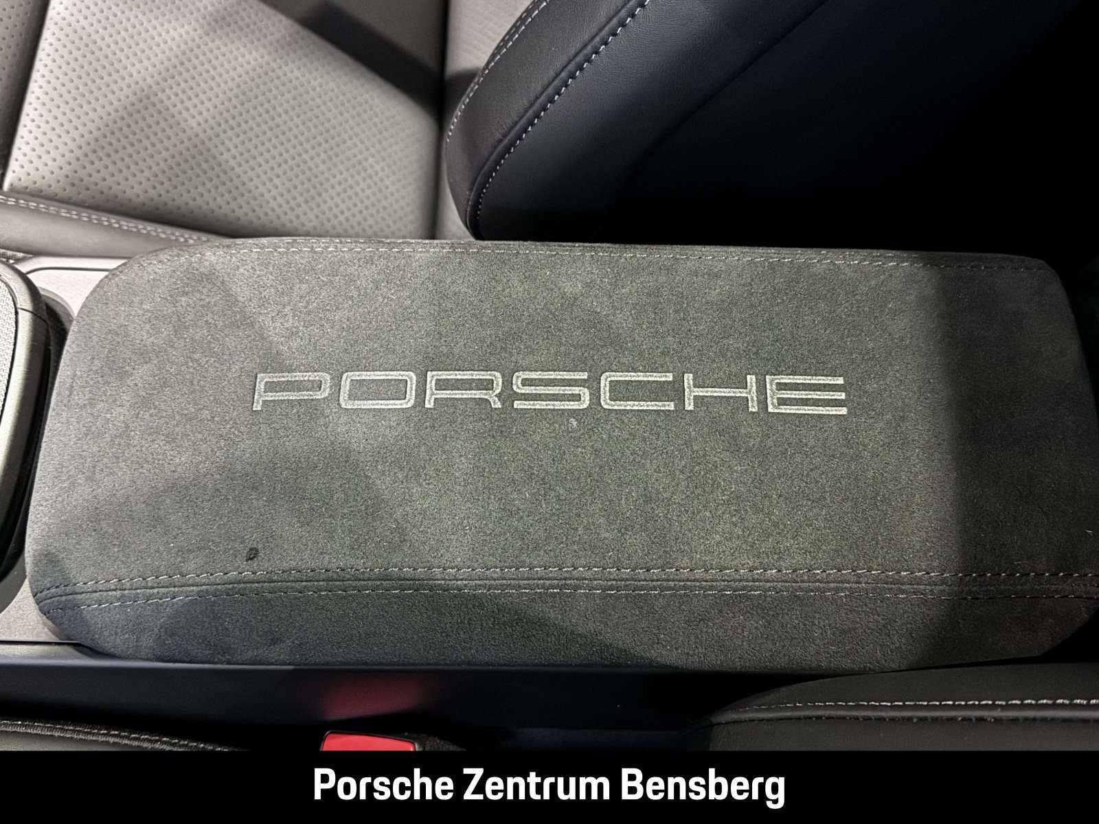 Fahrzeugbild eines Porsche 911