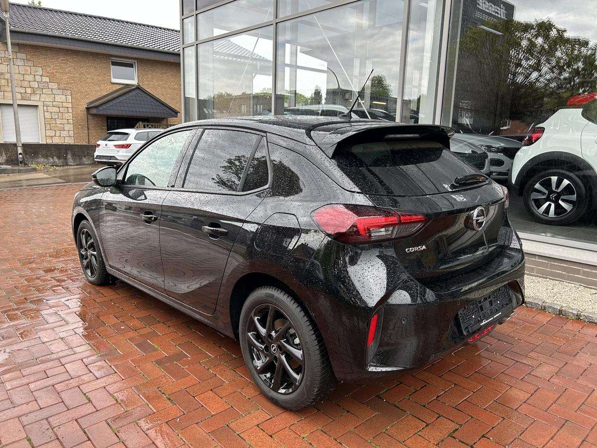 Fahrzeugbild eines Opel Corsa