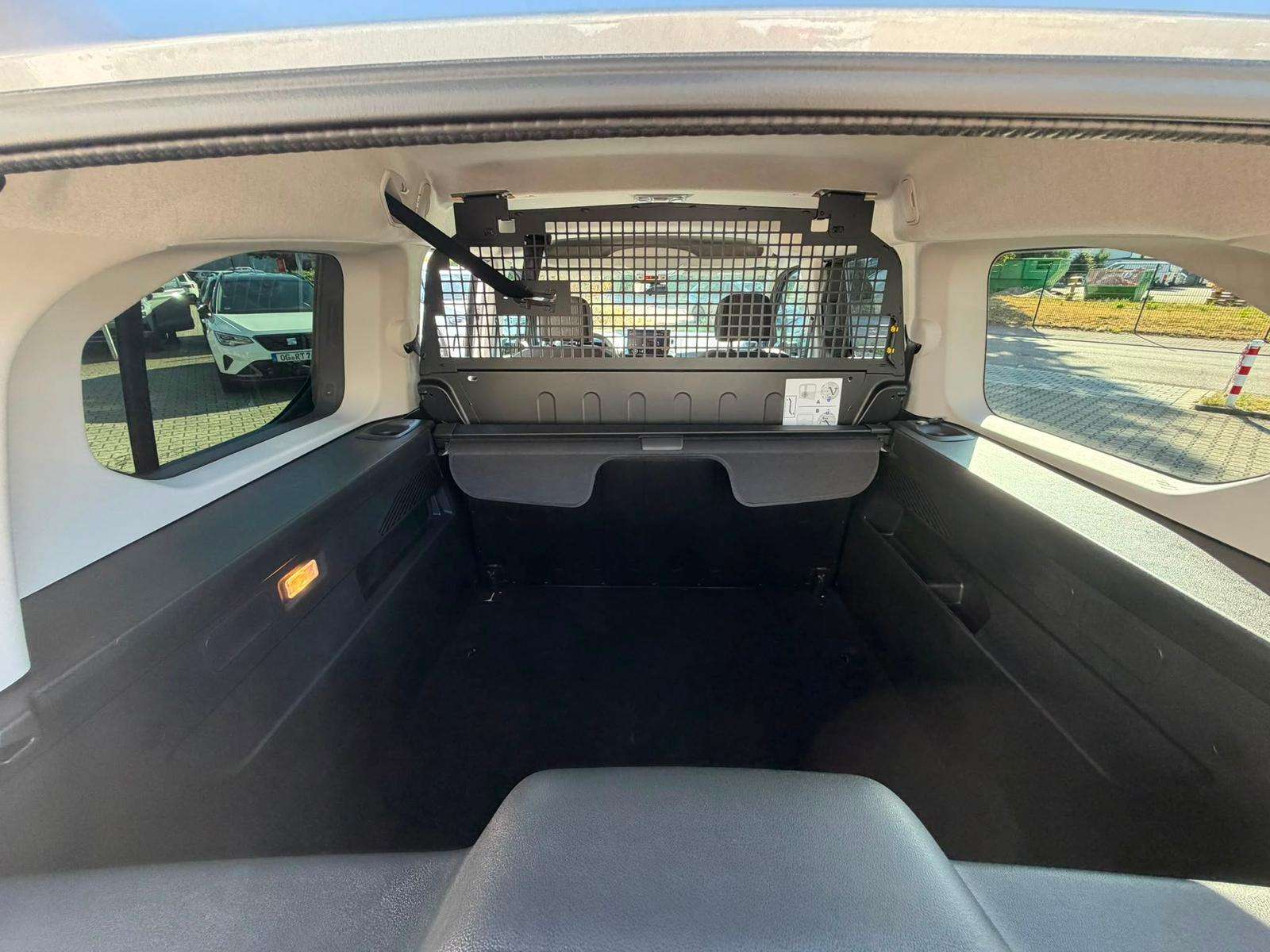 Fahrzeugbild eines Opel Combo Life