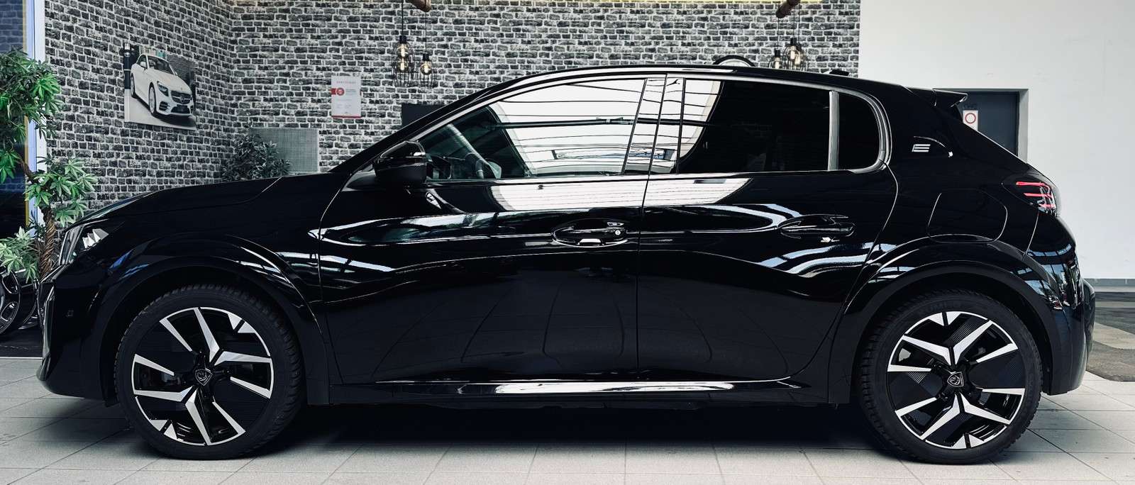 Fahrzeugbild eines Peugeot 208
