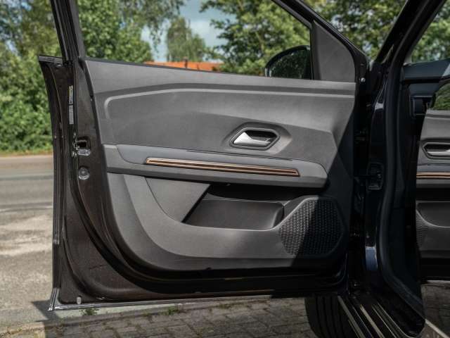 Fahrzeugbild eines Dacia Jogger