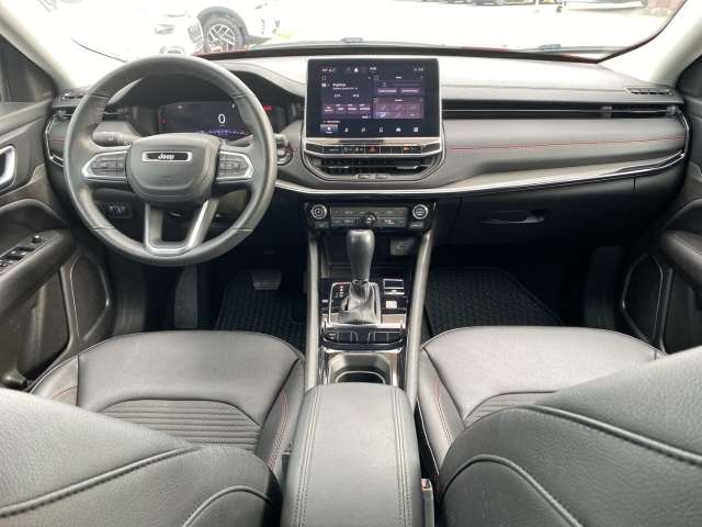 Fahrzeugbild eines Jeep Compass