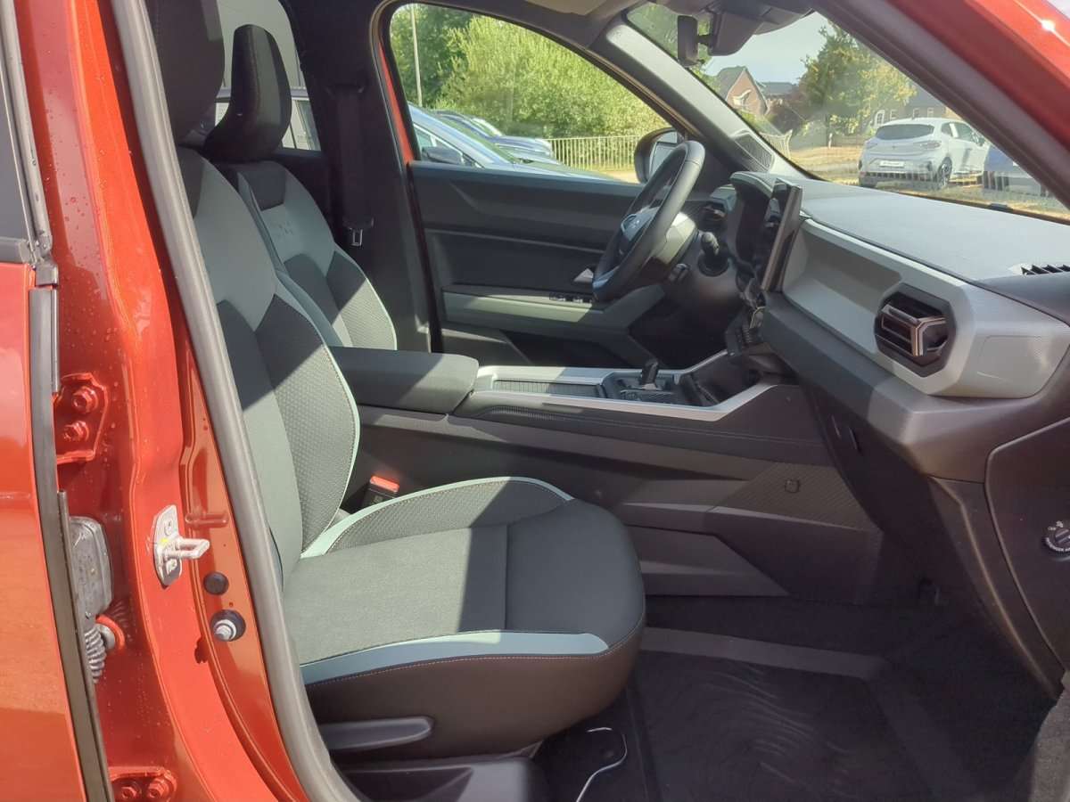 Fahrzeugbild eines Dacia Bigster