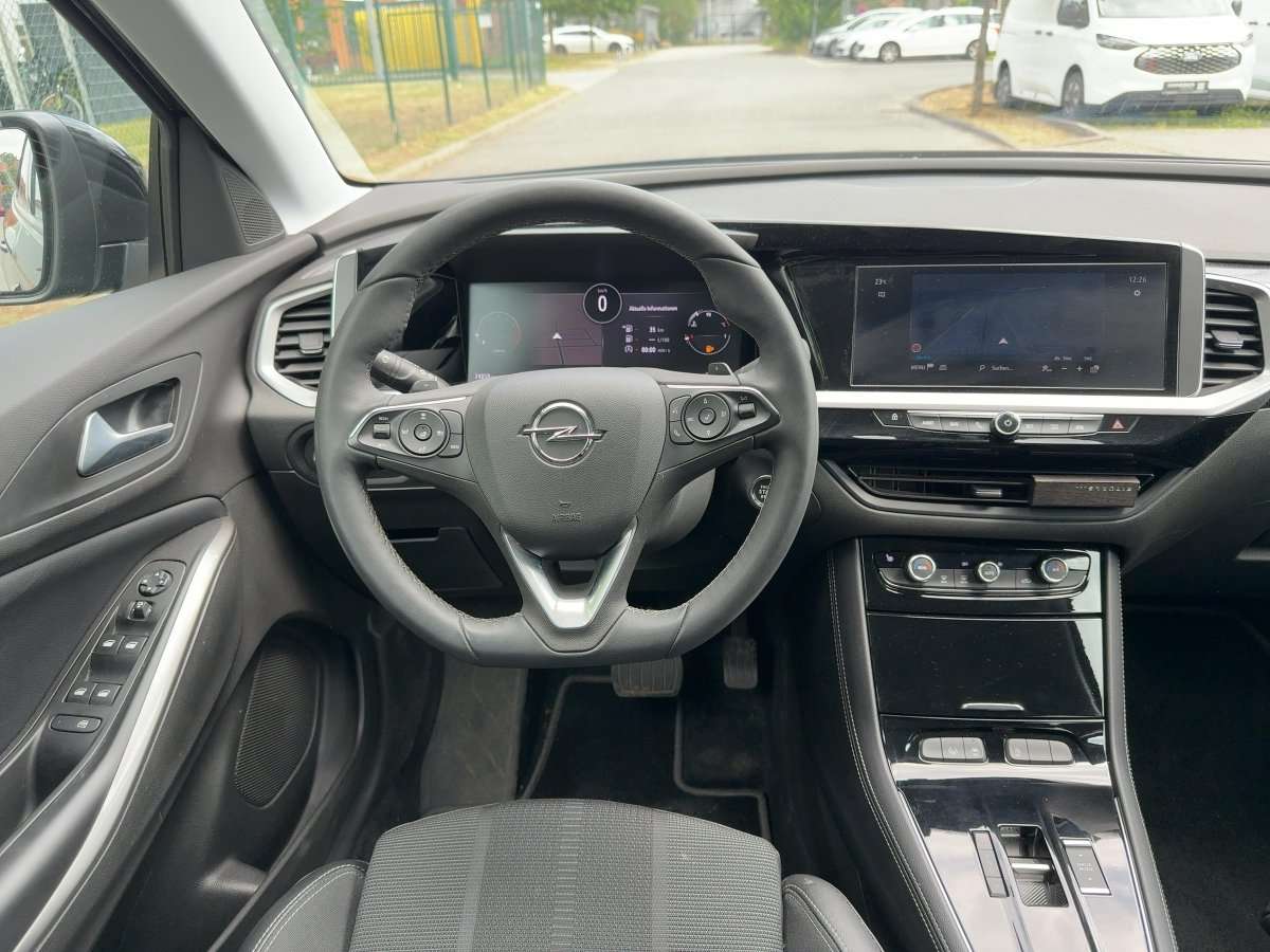 Fahrzeugbild eines Opel Grandland X