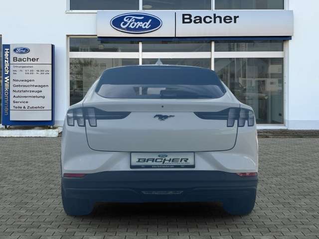 Fahrzeugbild eines Ford Mustang Mach-E