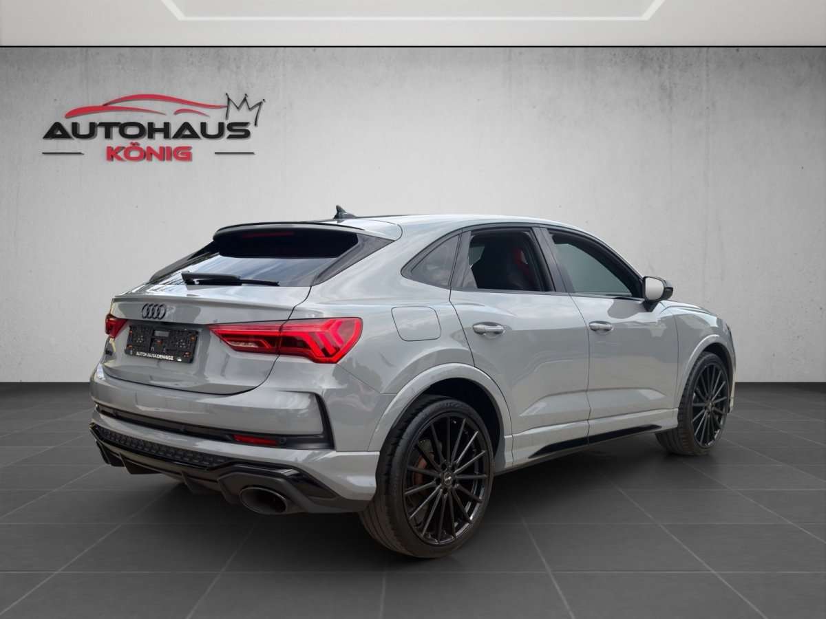 Fahrzeugbild eines Audi RS Q3