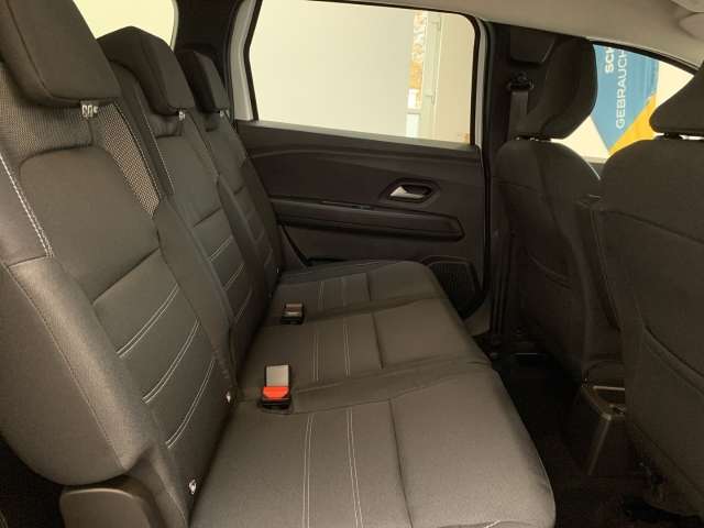 Fahrzeugbild eines Dacia Jogger