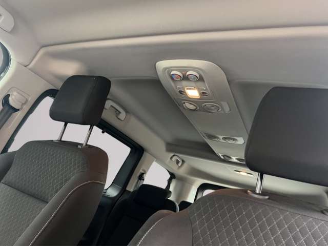 Fahrzeugbild eines Opel Zafira