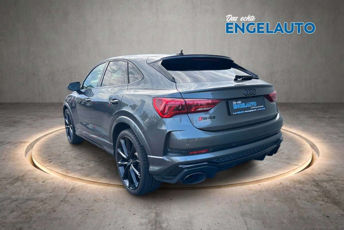 Fahrzeugbild eines Audi RS Q3