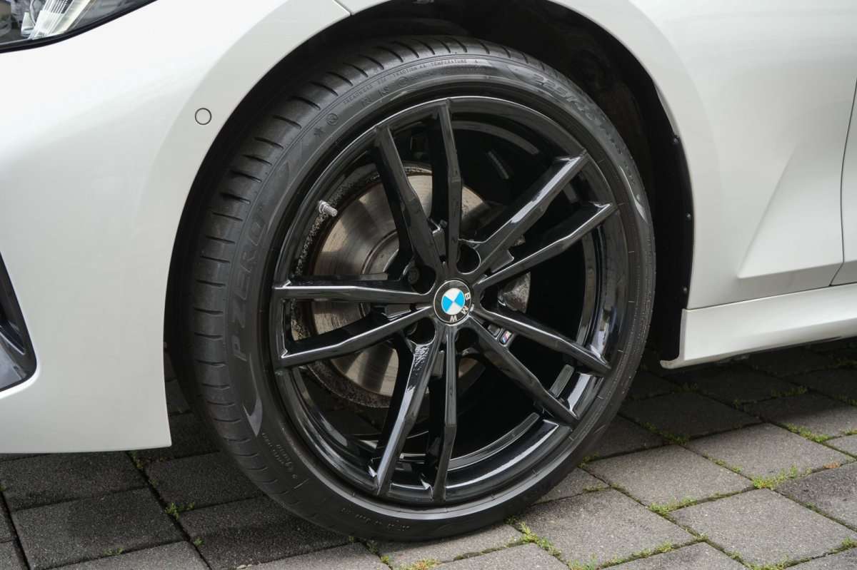 Fahrzeugbild eines BMW 3er-Reihe
