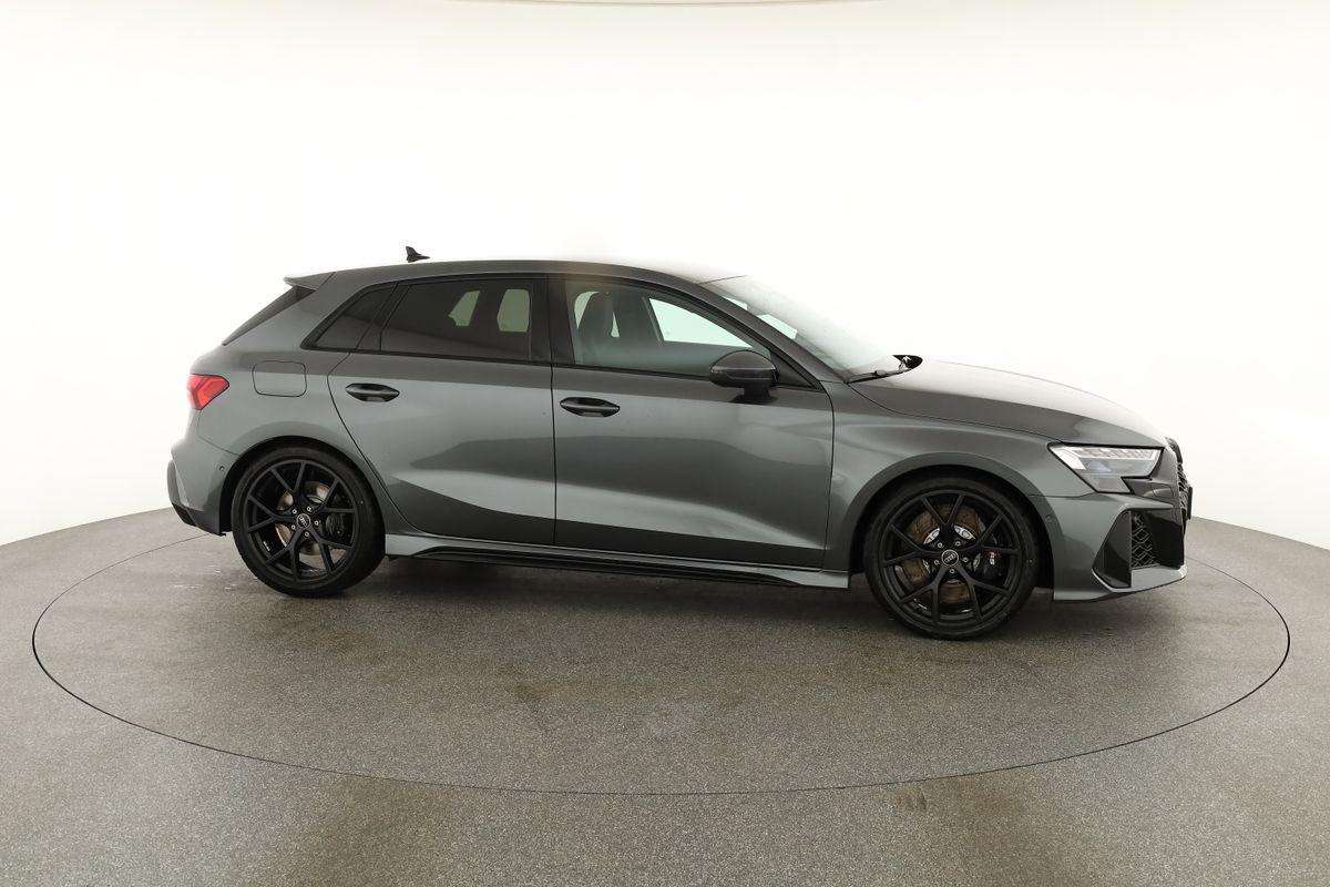 Fahrzeugbild eines Audi RS3