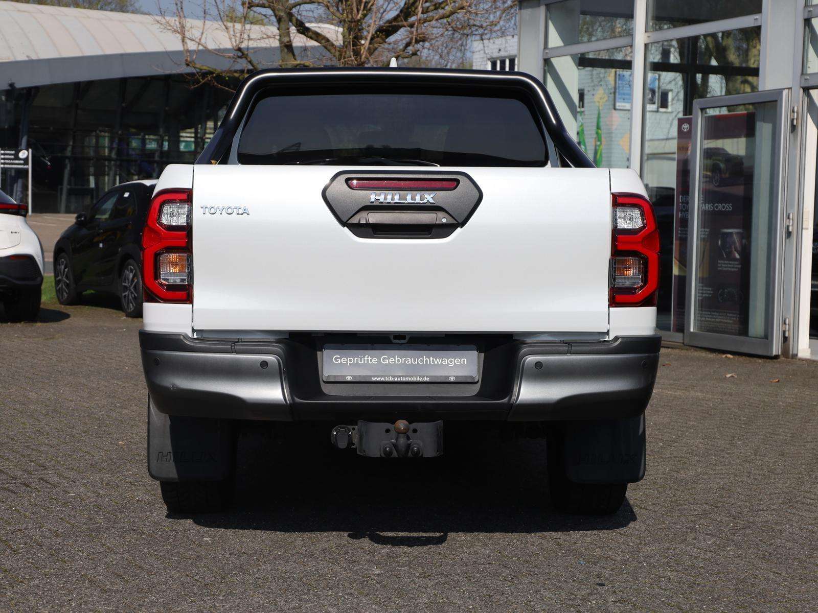 Fahrzeugbild eines Toyota Hilux