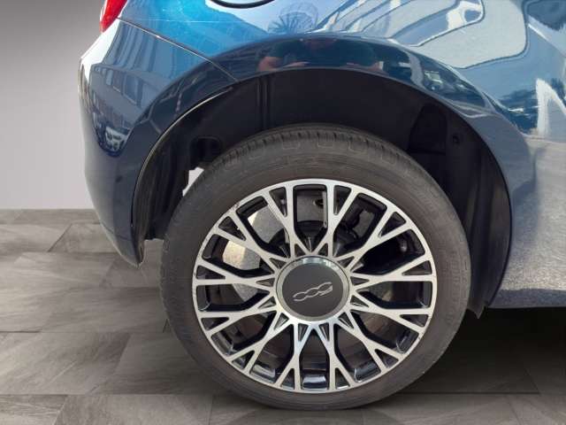 Fahrzeugbild eines Fiat 500