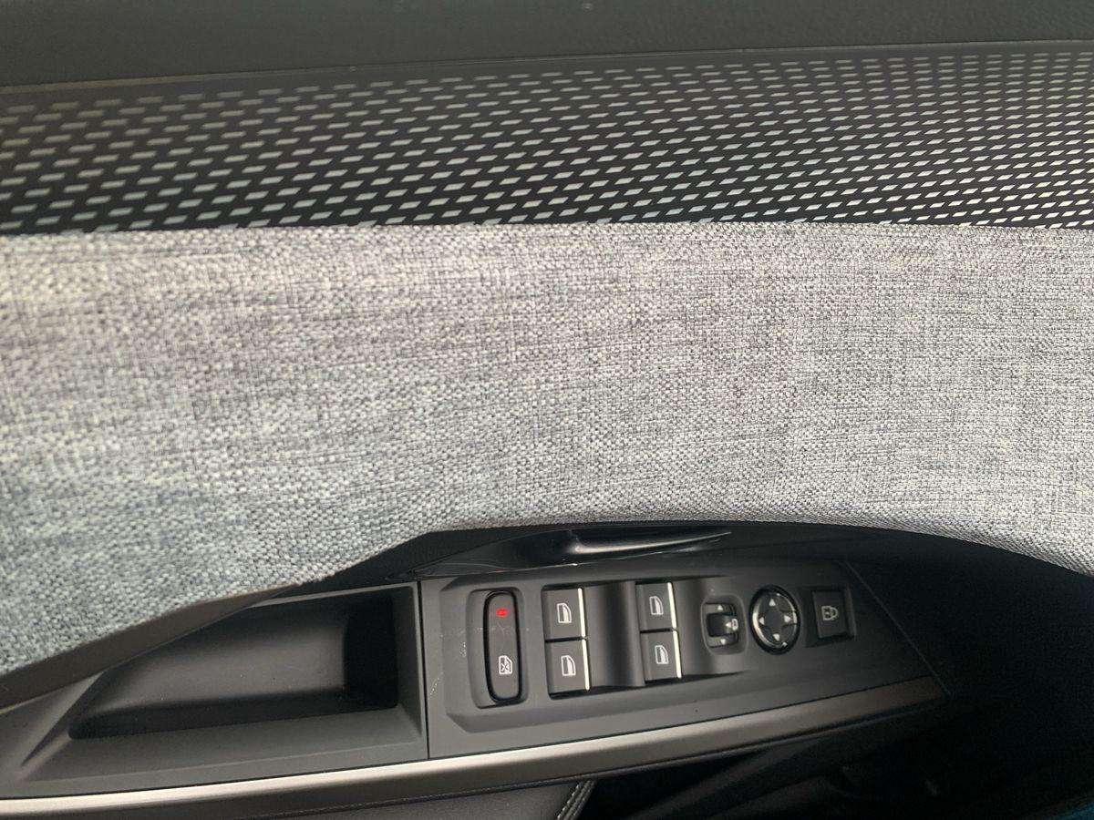 Fahrzeugbild eines Peugeot 3008