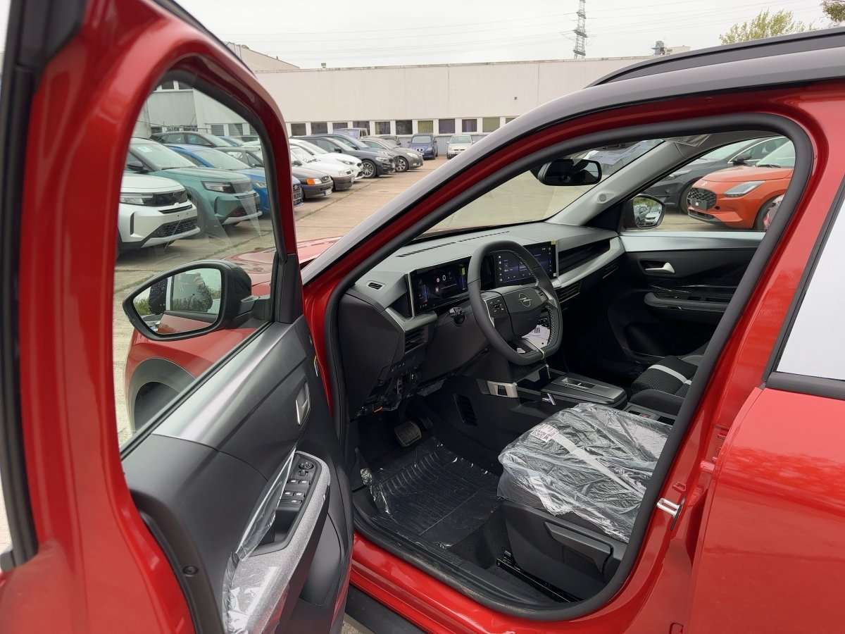 Fahrzeugbild eines Opel Frontera