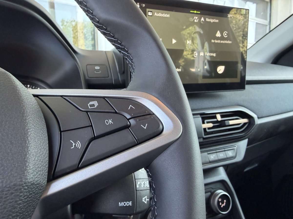 Fahrzeugbild eines Dacia Sandero