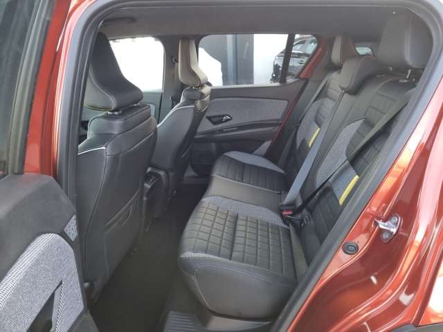 Fahrzeugbild eines Renault 4 E-TECH