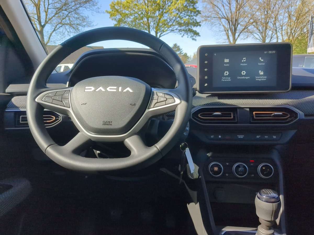 Fahrzeugbild eines Dacia Sandero