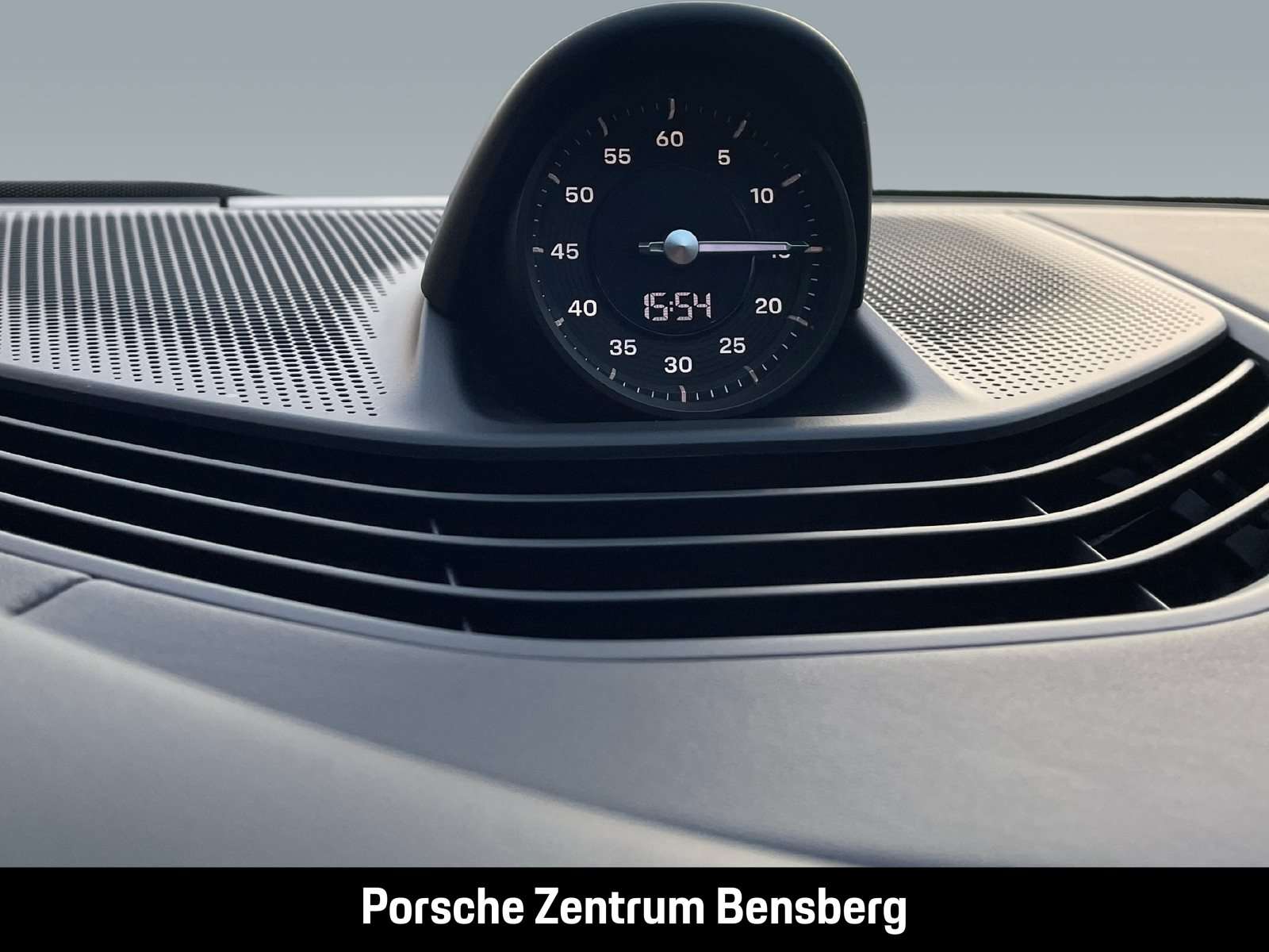 Fahrzeugbild eines Porsche Taycan