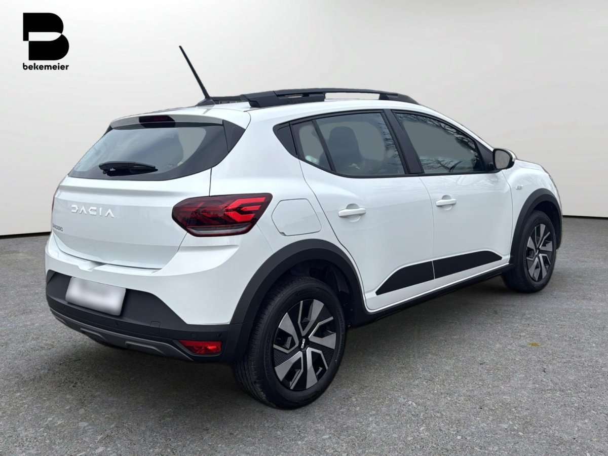 Fahrzeugbild eines Dacia Sandero