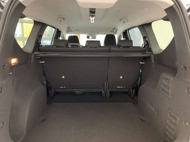 Fahrzeugbild eines Dacia Jogger