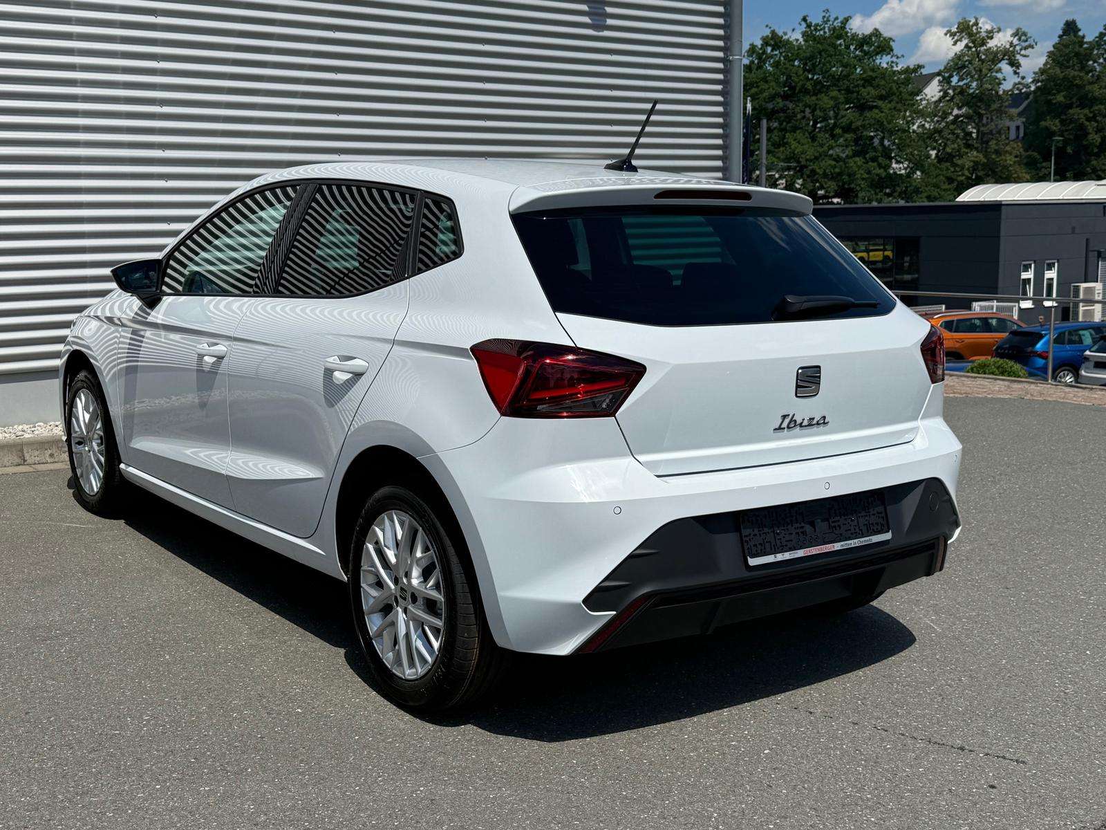Fahrzeugbild eines SEAT Ibiza