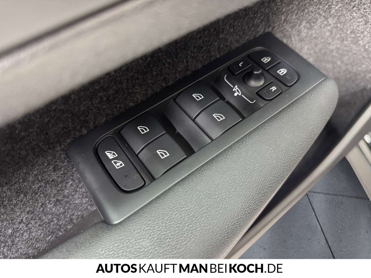 Fahrzeugbild eines Volvo XC40