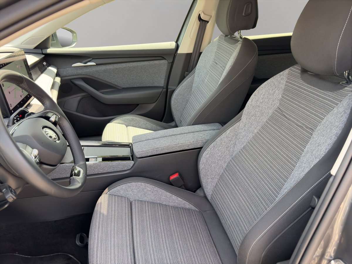 Fahrzeugbild eines Skoda Superb