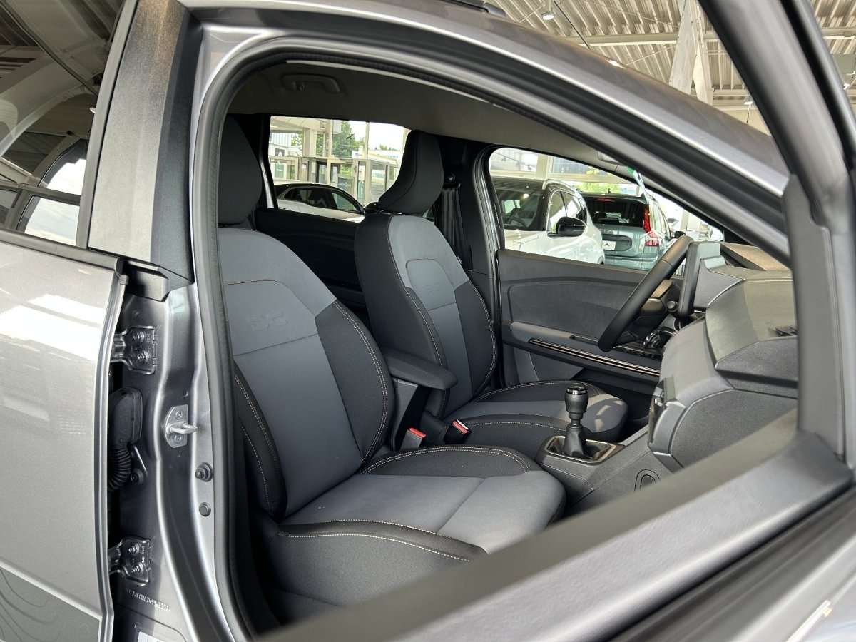 Fahrzeugbild eines Dacia Jogger