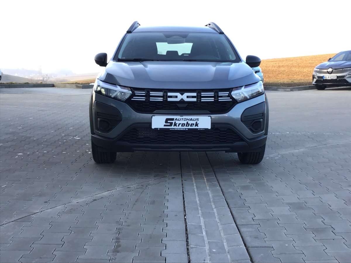 Fahrzeugbild eines Dacia Jogger